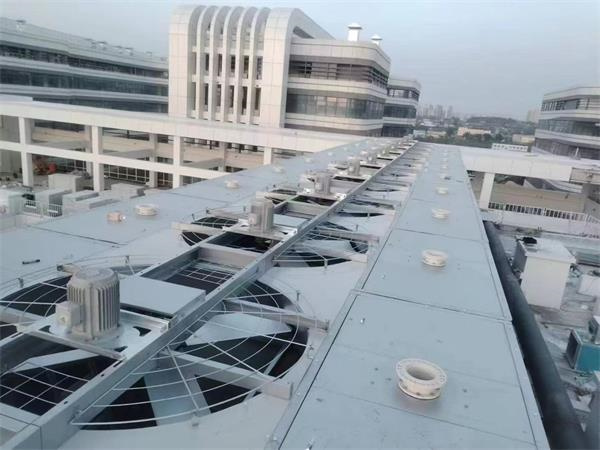 冷卻塔廠家的日常維護(hù)保養(yǎng)(冷卻塔管道安裝維修保養(yǎng))