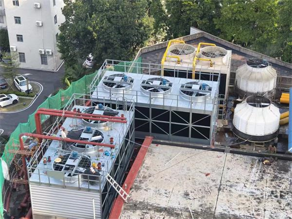 閉式冷卻塔廠家介紹冷卻塔的補水量應該是多少？(閉式冷卻塔補水廠家)